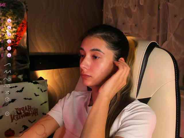DarlaBelle webcam