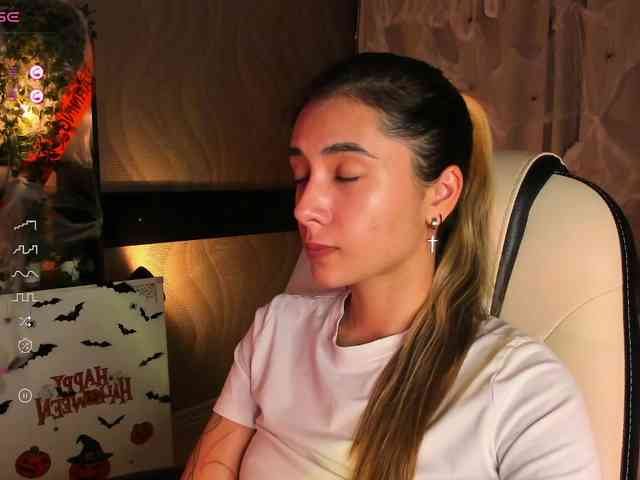 DarlaBelle webcam