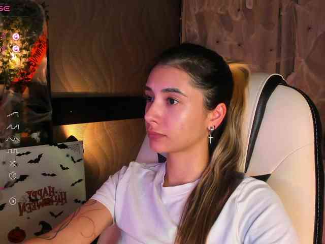 DarlaBelle webcam