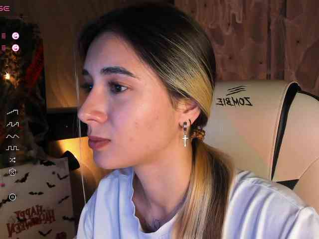 DarlaBelle webcam