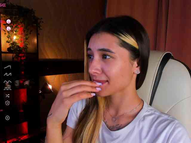 DarlaBelle webcam