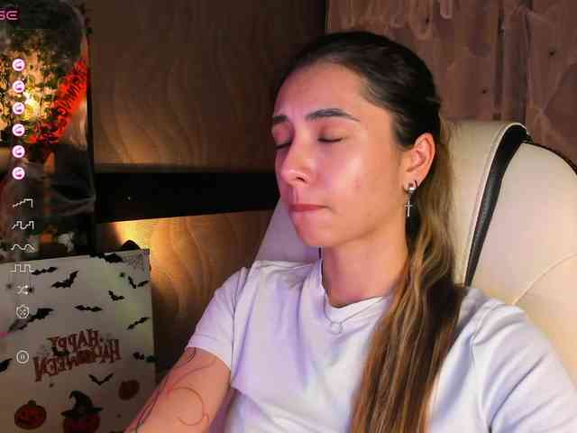 DarlaBelle webcam