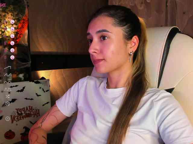 DarlaBelle webcam