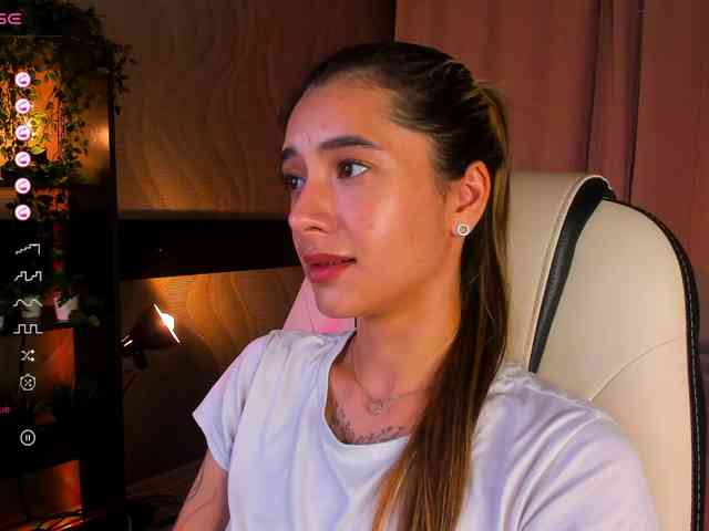 DarlaBelle webcam