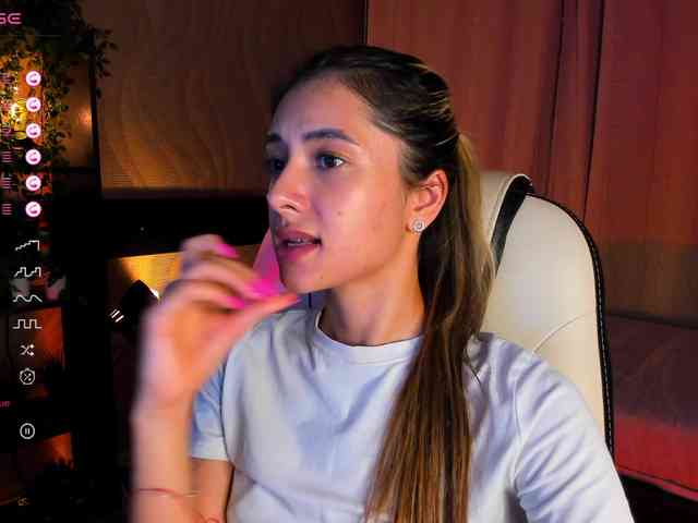 live sex webcam DarlaBelle