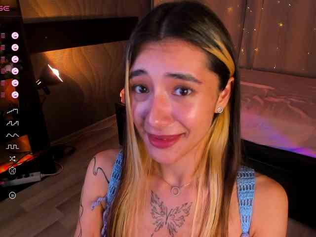 DarlaBelle webcam