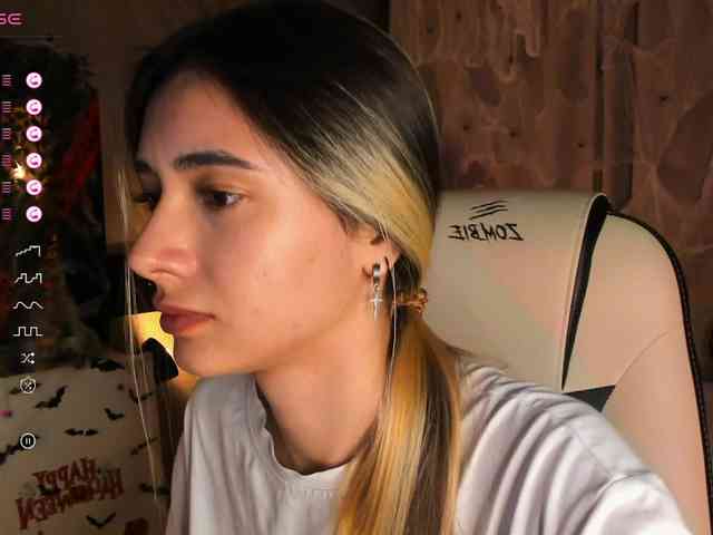 DarlaBelle webcam