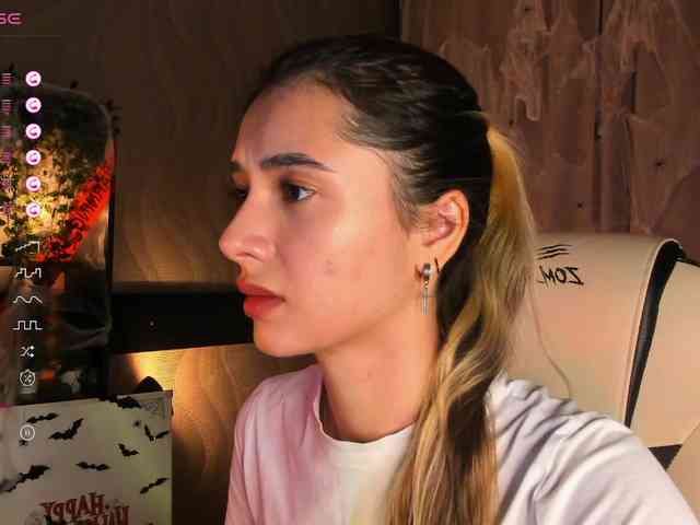 DarlaBelle webcam