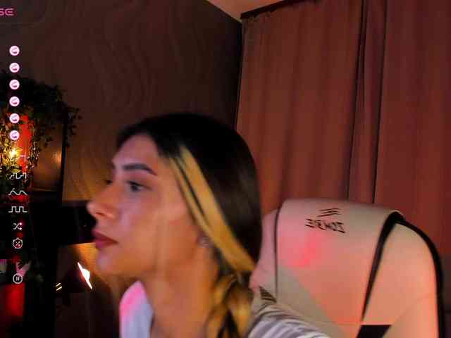 DarlaBelle webcam