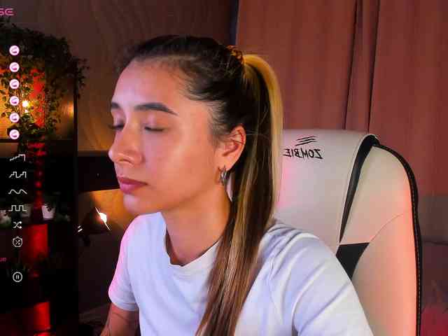 DarlaBelle webcam