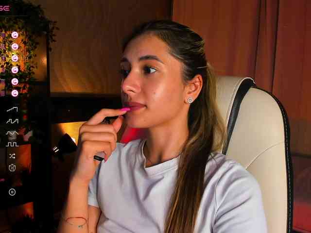 live free sex cam DarlaBelle