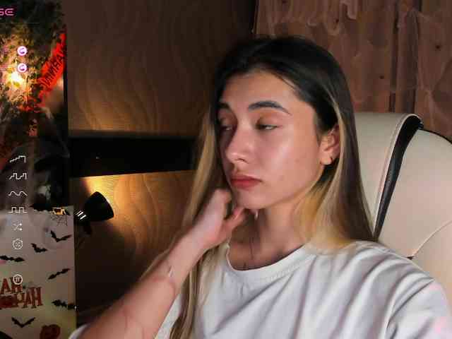 DarlaBelle webcam