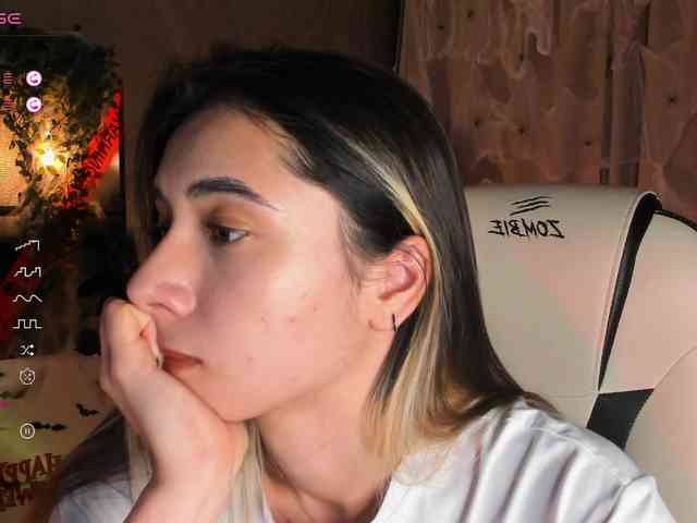 DarlaBelle webcam