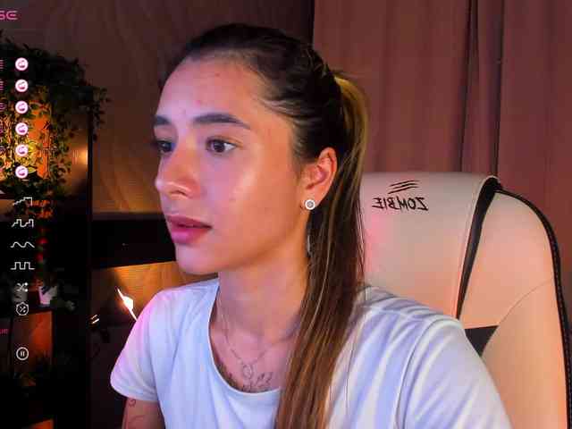 DarlaBelle webcam