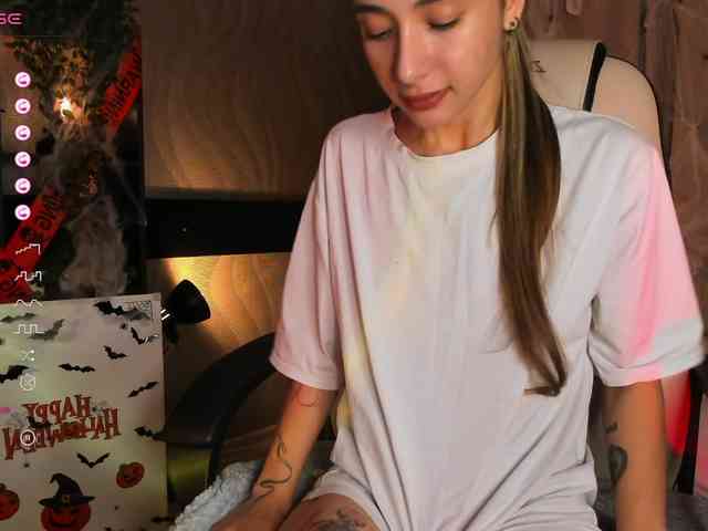 DarlaBelle webcam