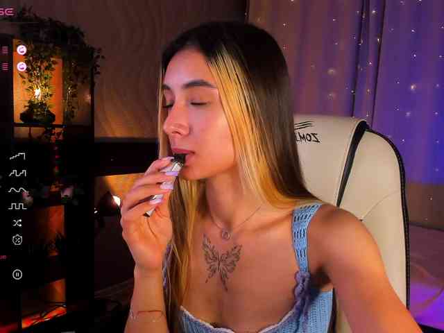 DarlaBelle webcam