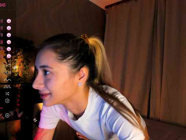 DarlaBelle webcam