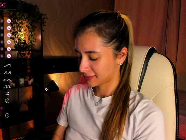 DarlaBelle webcam