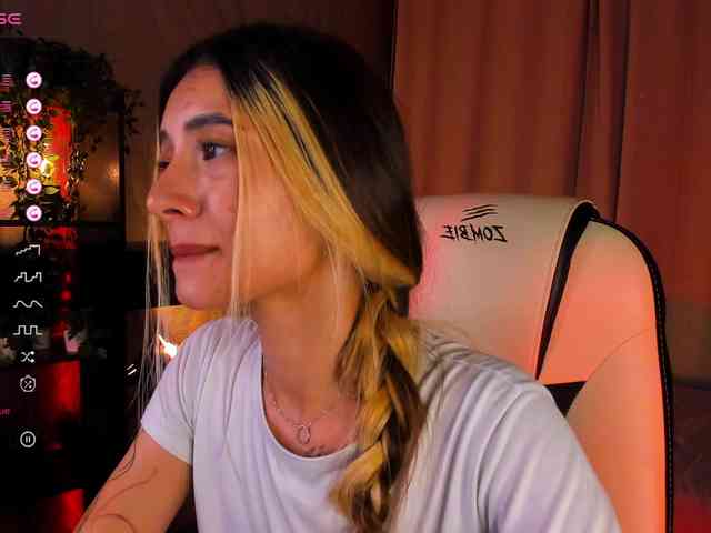 DarlaBelle webcam