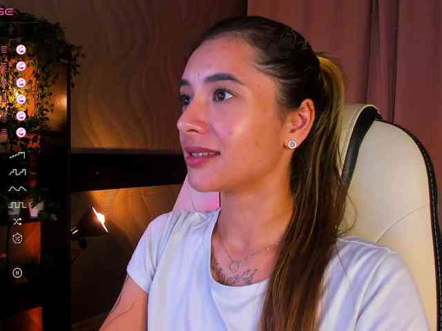 DarlaBelle webcam