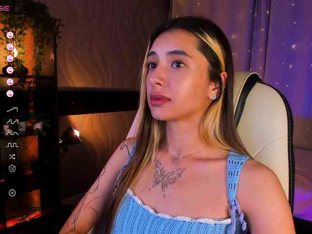 DarlaBelle webcam
