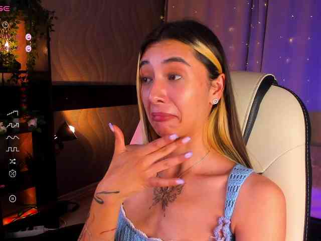 DarlaBelle webcam