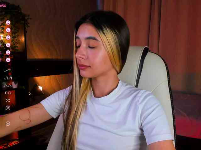 DarlaBelle webcam