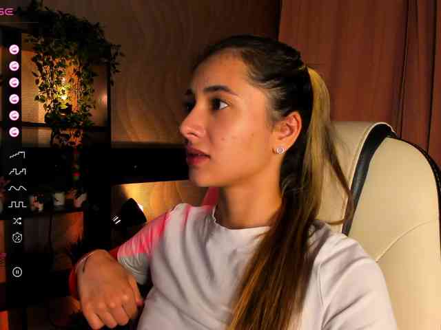 DarlaBelle webcam