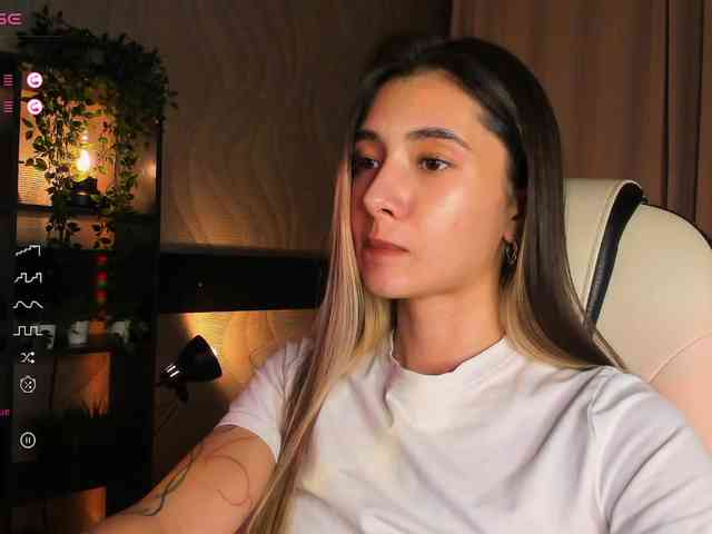 DarlaBelle webcam