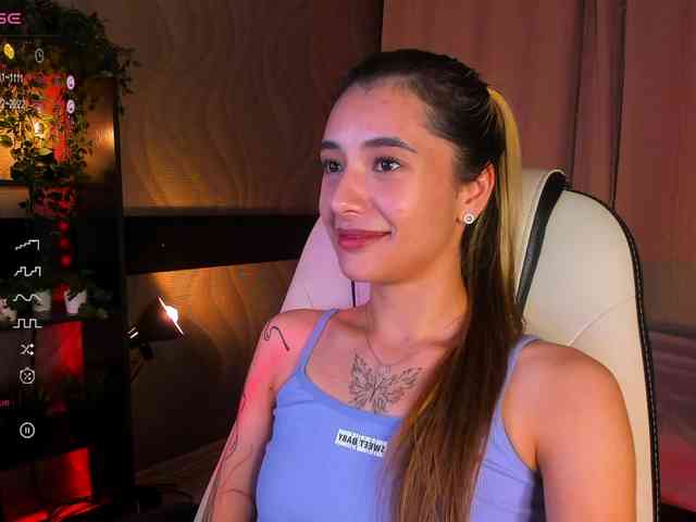 DarlaBelle webcam