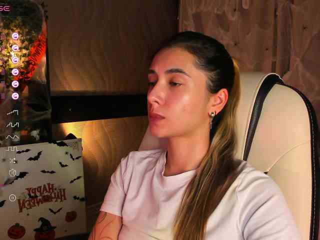 DarlaBelle webcam