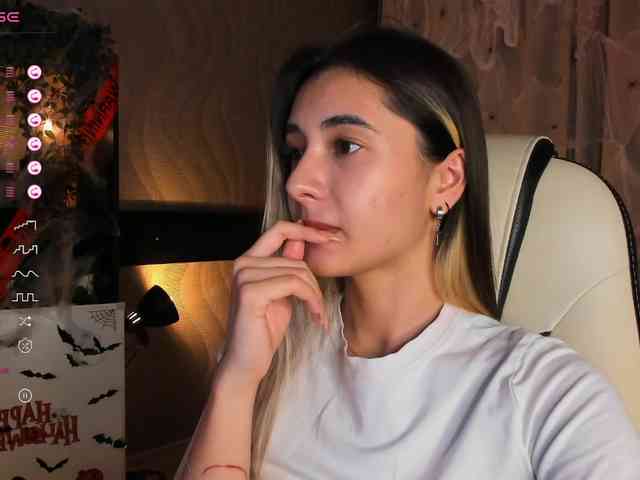 DarlaBelle webcam