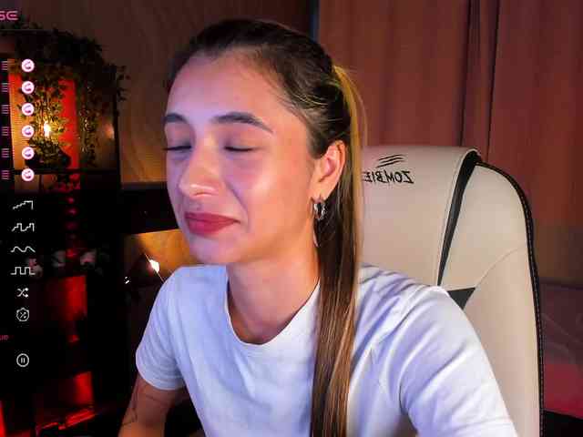 DarlaBelle webcam