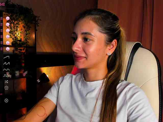 DarlaBelle webcam