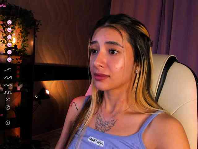DarlaBelle webcam