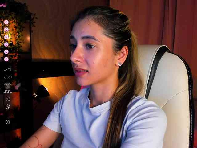 DarlaBelle webcam