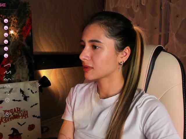DarlaBelle webcam