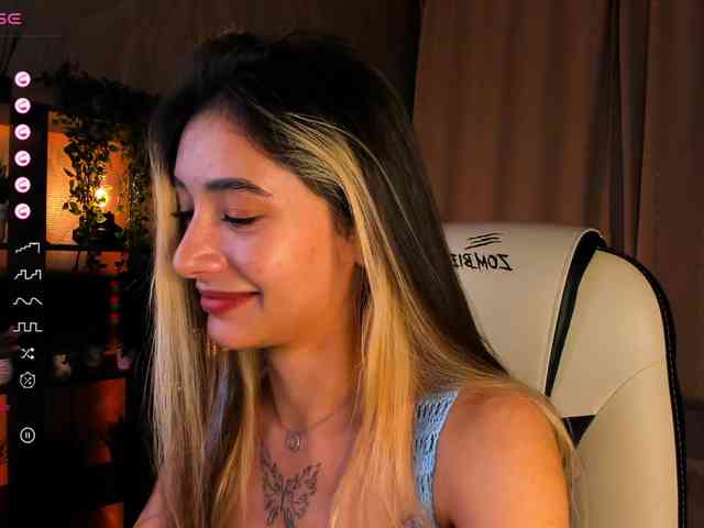 DarlaBelle webcam