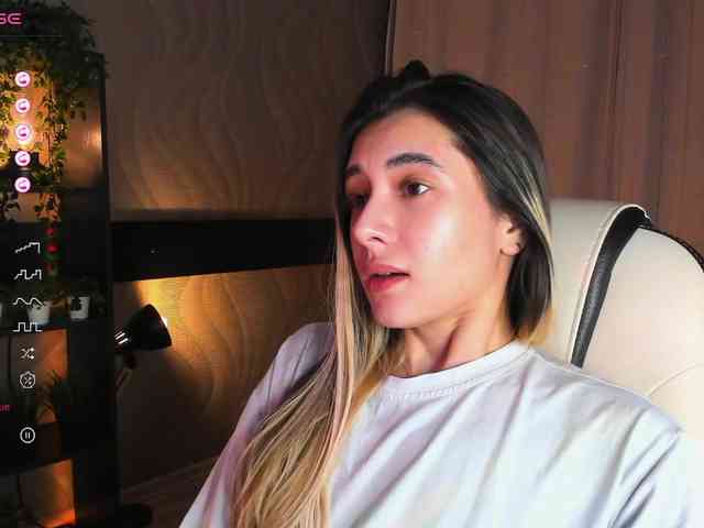 DarlaBelle Live Webcam on BongaCams