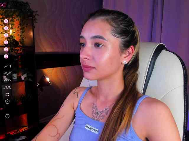 DarlaBelle webcam