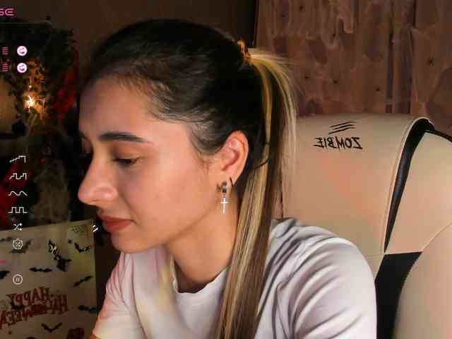 DarlaBelle webcam