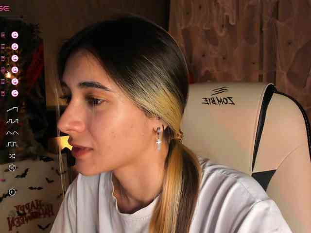 DarlaBelle webcam