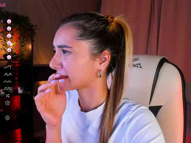 DarlaBelle webcam