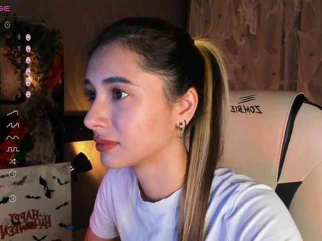 DarlaBelle webcam