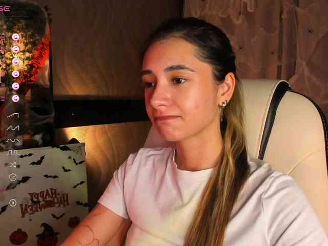 DarlaBelle webcam
