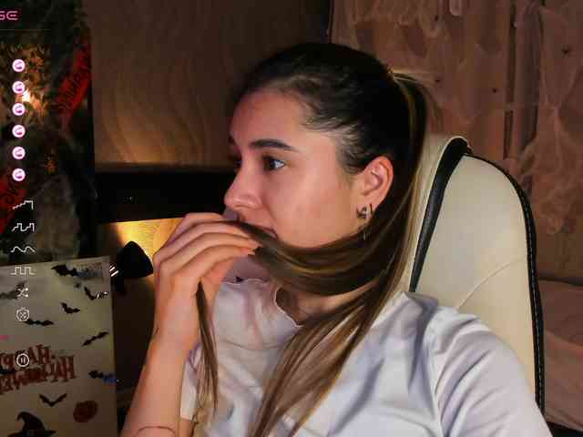 DarlaBelle webcam
