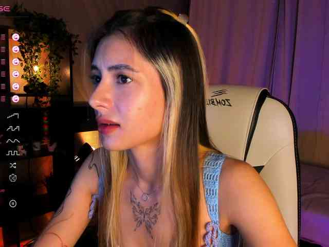 DarlaBelle webcam