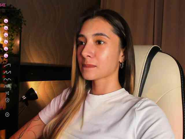 DarlaBelle webcam