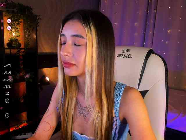 DarlaBelle webcam