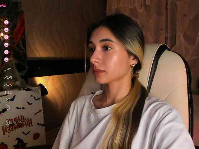 DarlaBelle webcam
